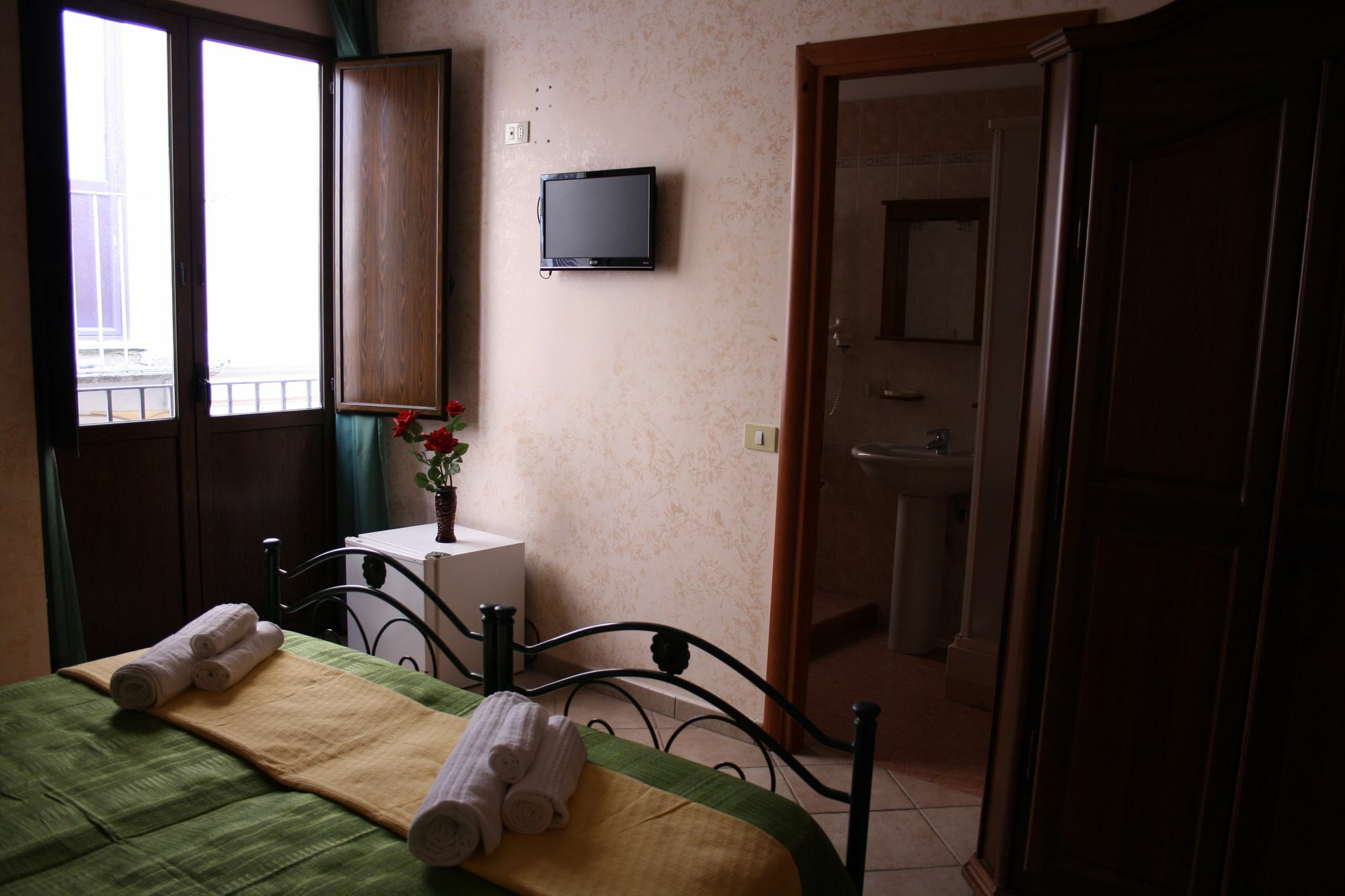 Cityguesthouse Καταντζάρο Εξωτερικό φωτογραφία